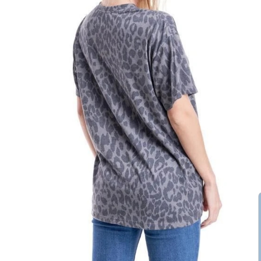 Babes Support Babes Grey Leopard Print Graphic Tee - Picture 2 of 4